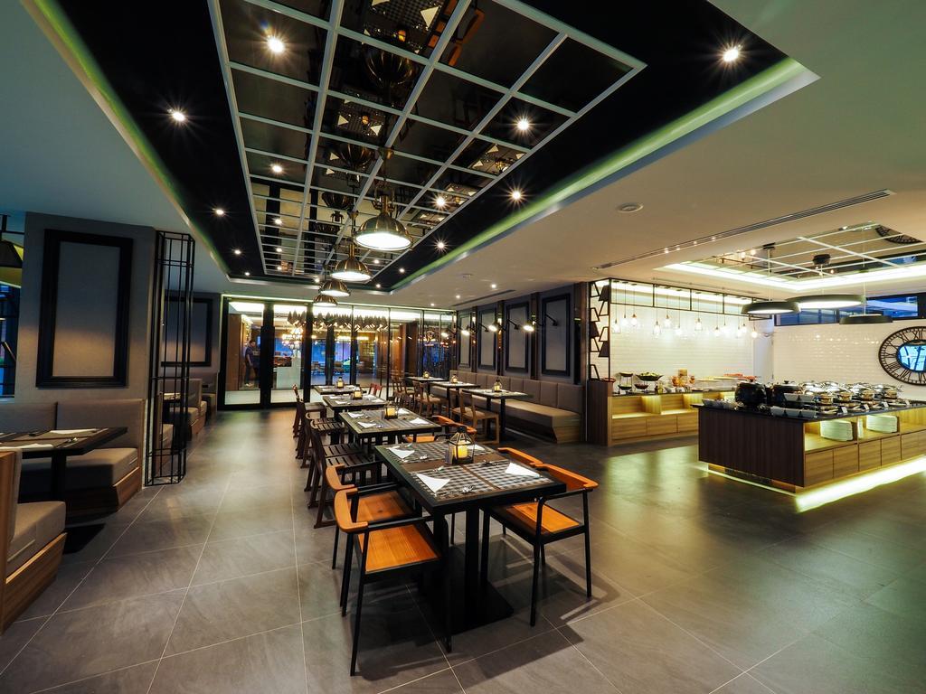 130 Hotel & Residence Bangkok Dış mekan fotoğraf