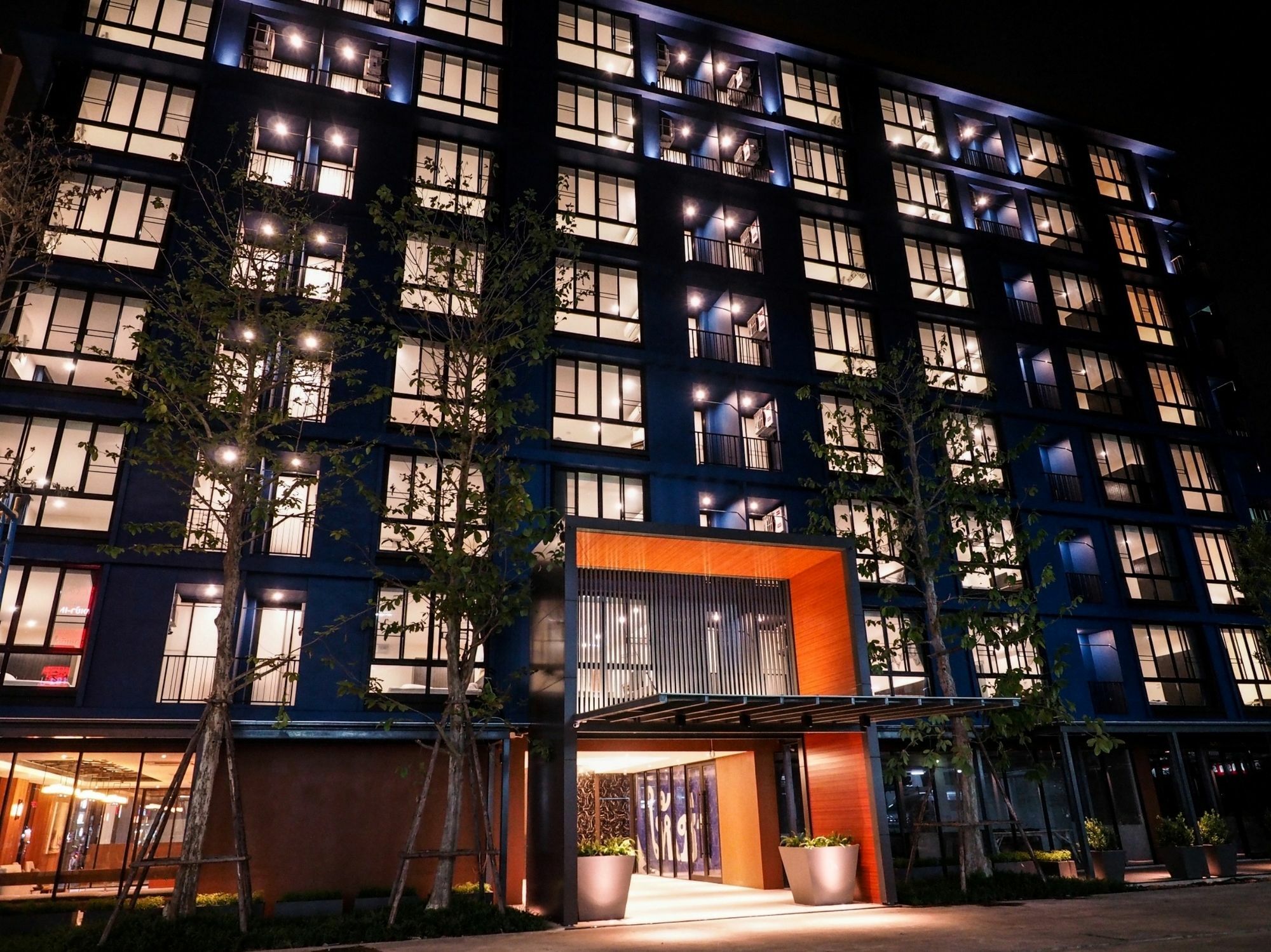130 Hotel & Residence Bangkok Dış mekan fotoğraf